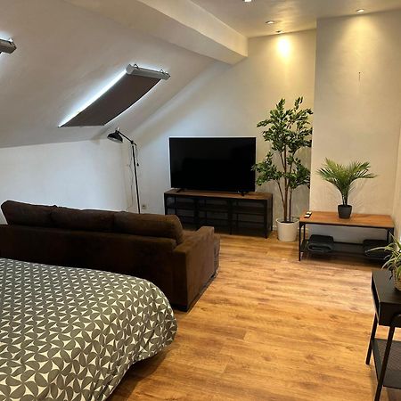 Immeuble Au Coeur De Bruxelles : Vivez L'Experience Unique De La Rue Verbist Εξωτερικό φωτογραφία